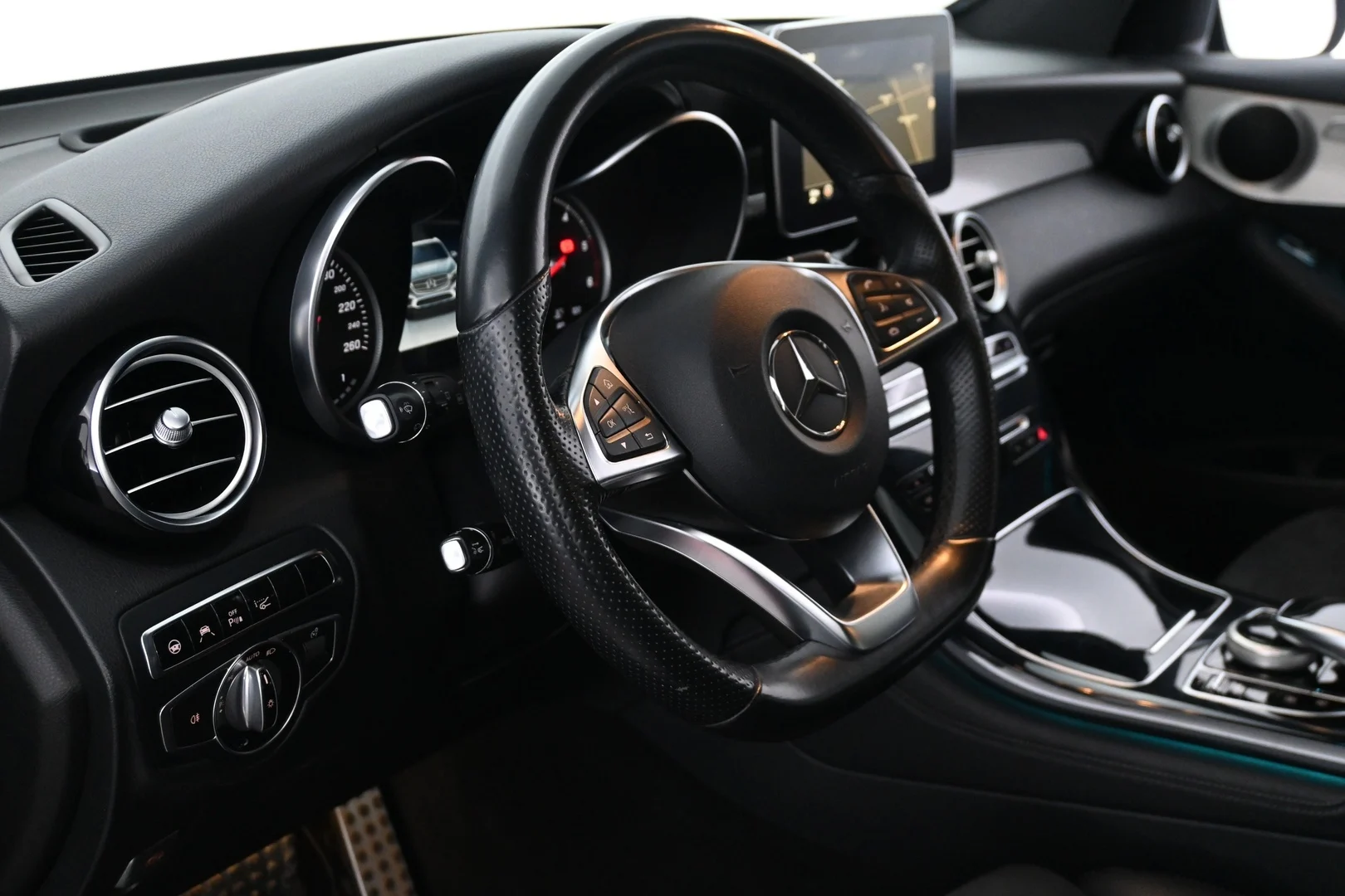 Car Image - 3fHOsssgHFnOCEG1hyDLnI