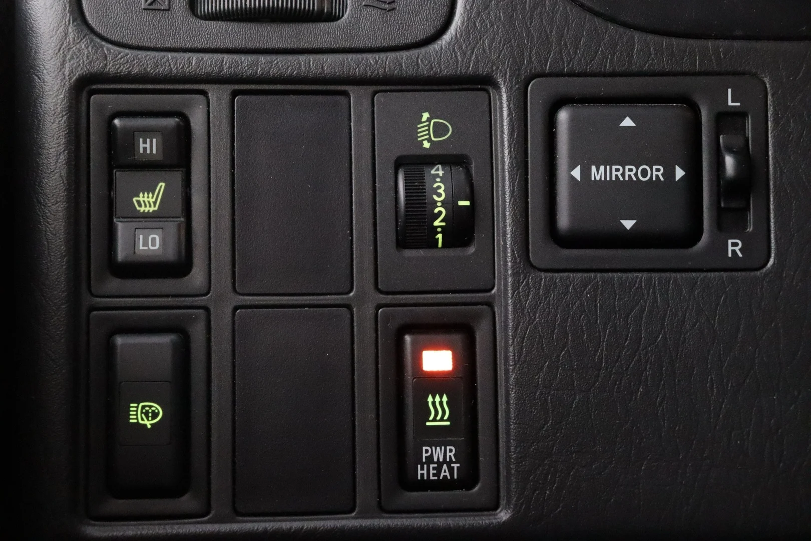 Car Image - 2zyiW8JMXP2tWW91u6NMuF