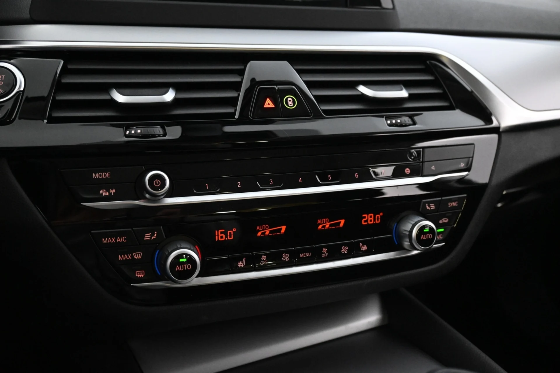 Car Image - 3BEKXkOLrhfs5hu6STfQ7P