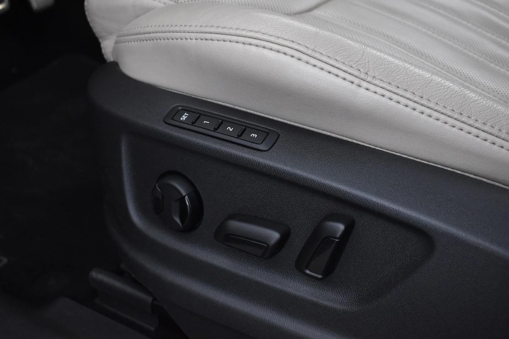 Car Image - 5AtEg9Z5qdVN4CTbmHQkJs