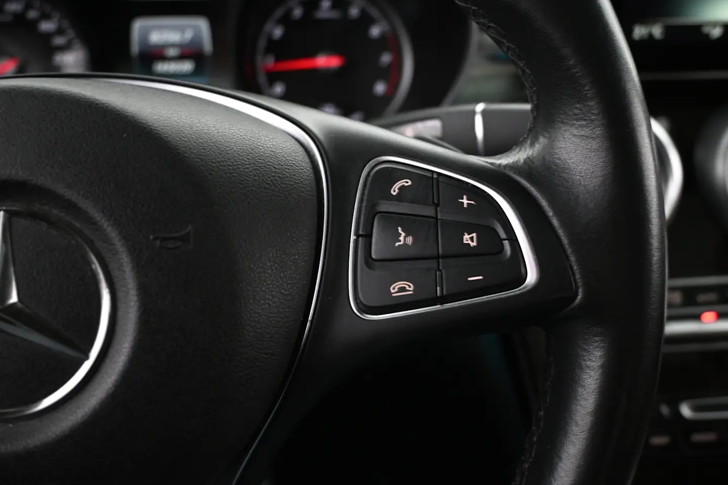 Car Image - 1IWDlre7MUbpkIJk9drEsi