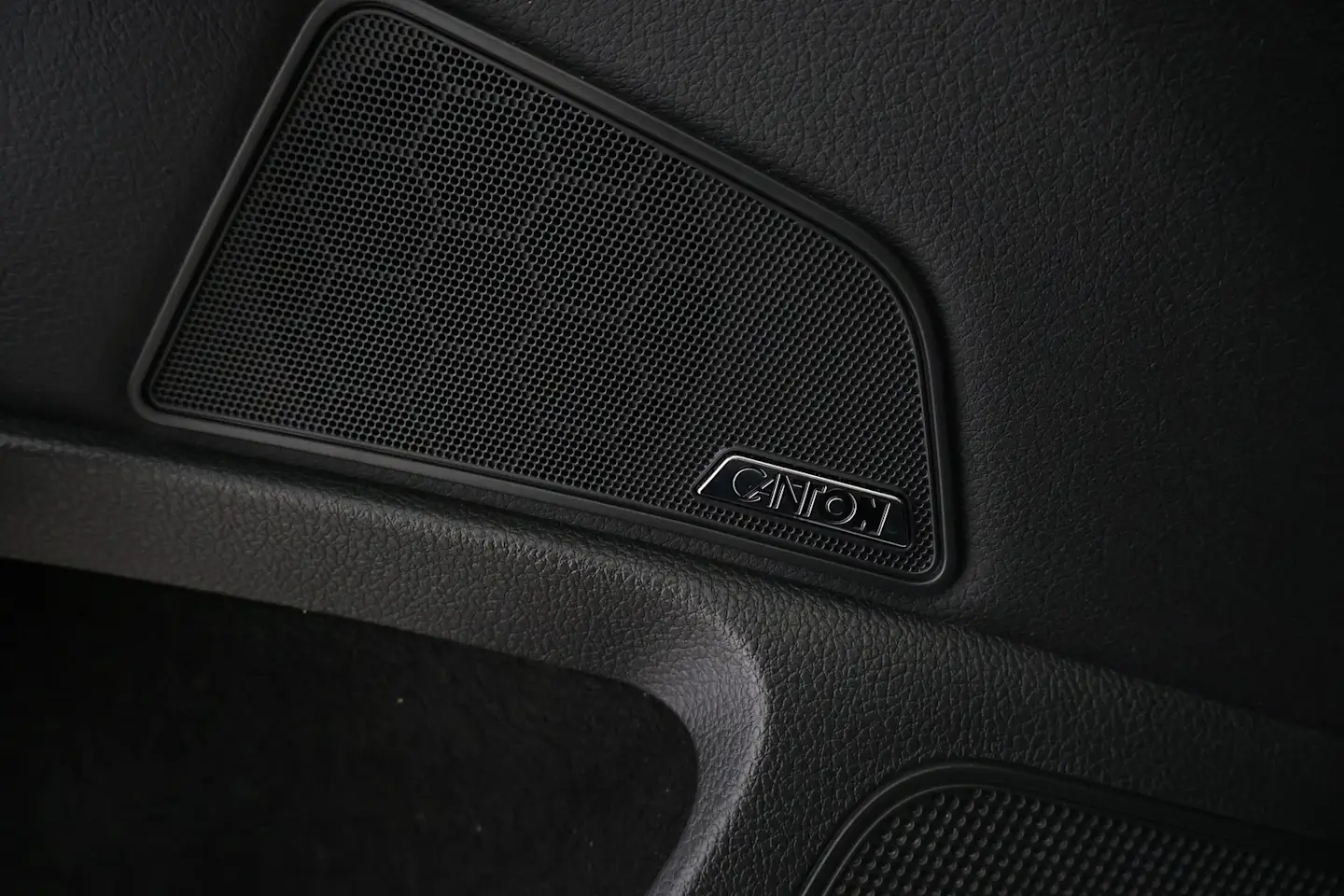 Car Image - 1ppMhnNLcfkB6NYqHdQyeJ