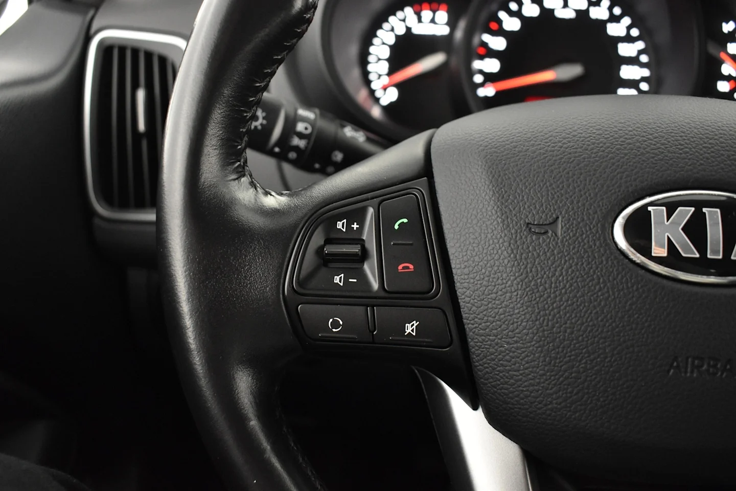 Car Image - 5d7n47yIxljRC3SmRYNeVe