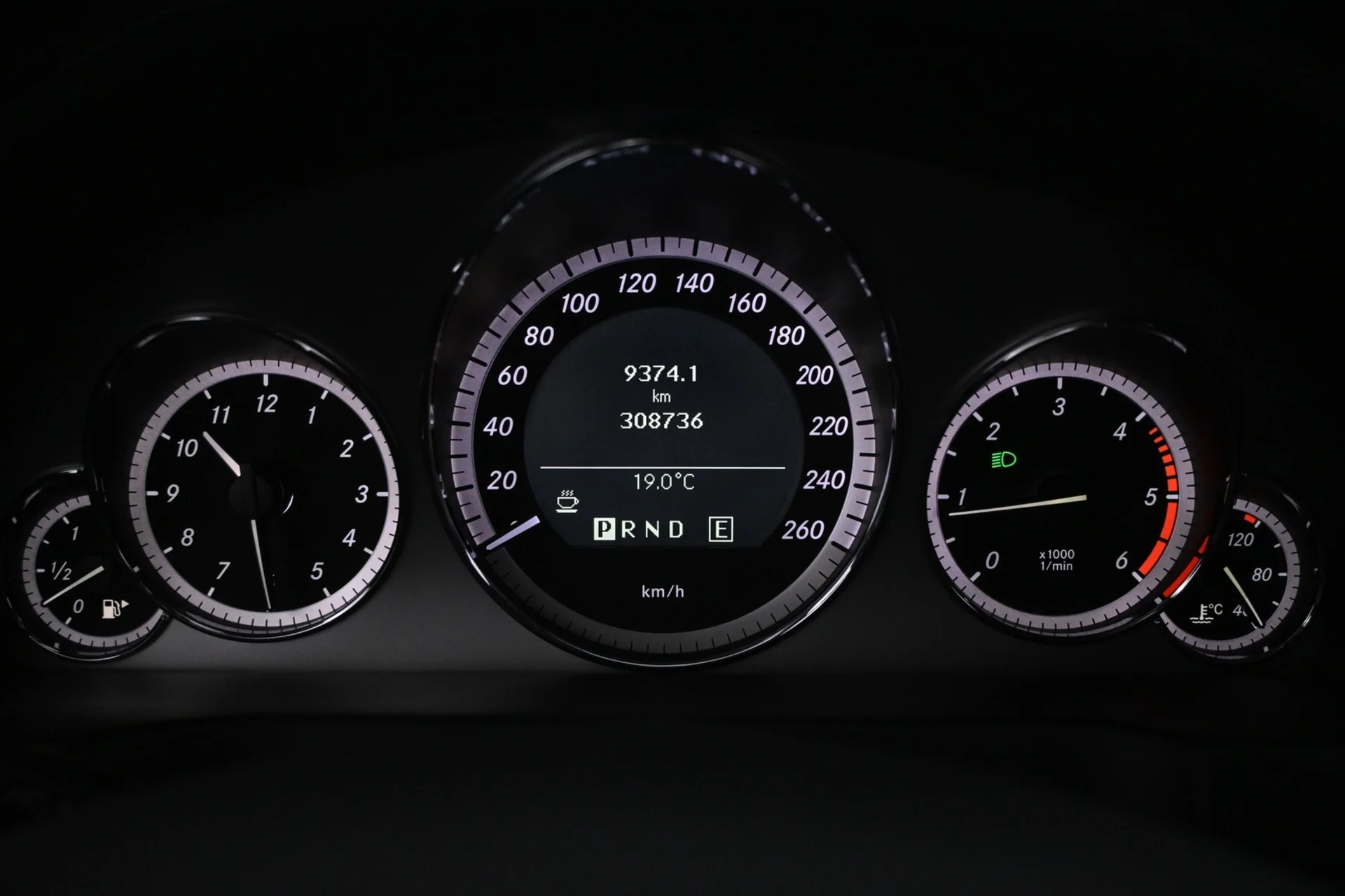 Car Image - 3PXiDpbg0gCoQQNMpGuNSI