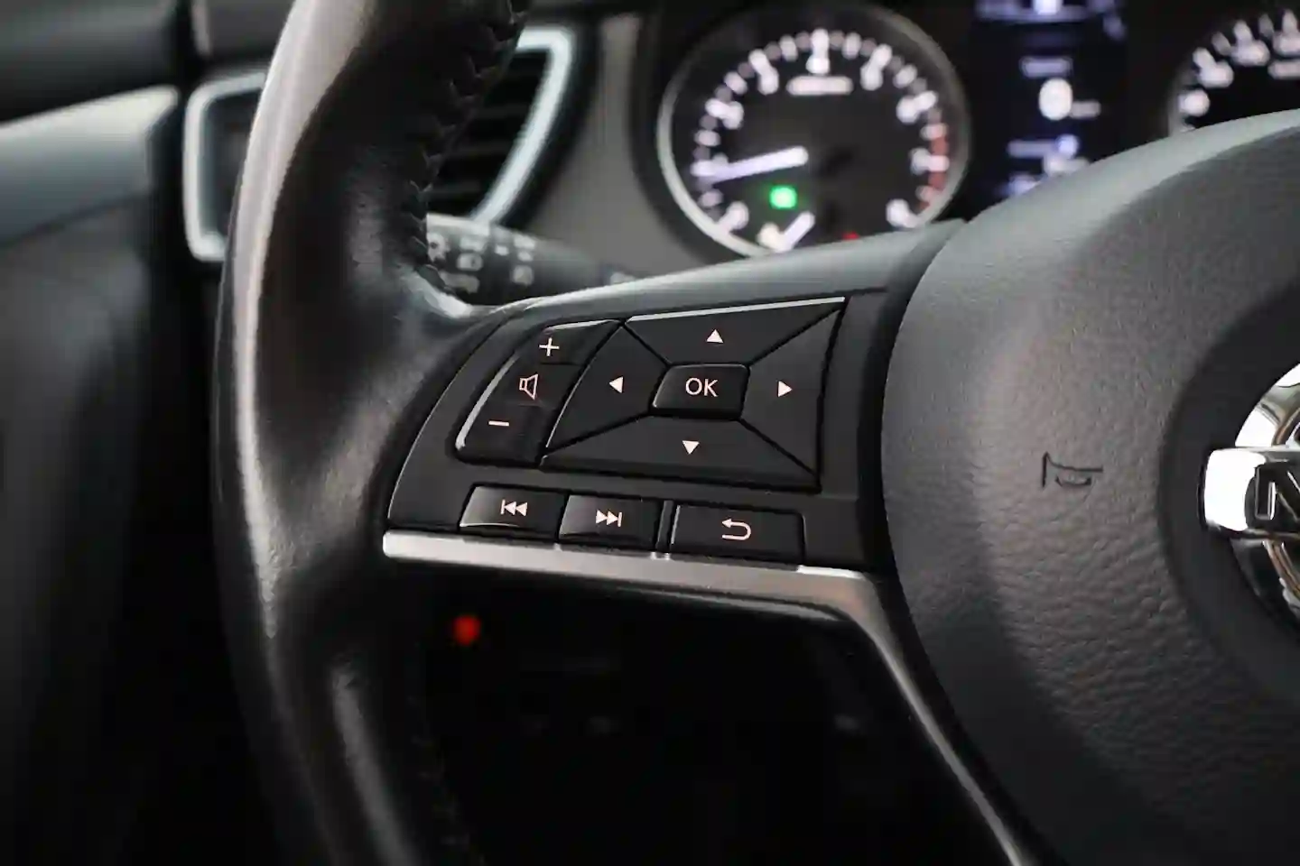 Car Image - 1OksG8heH5z9fONwzmspSi
