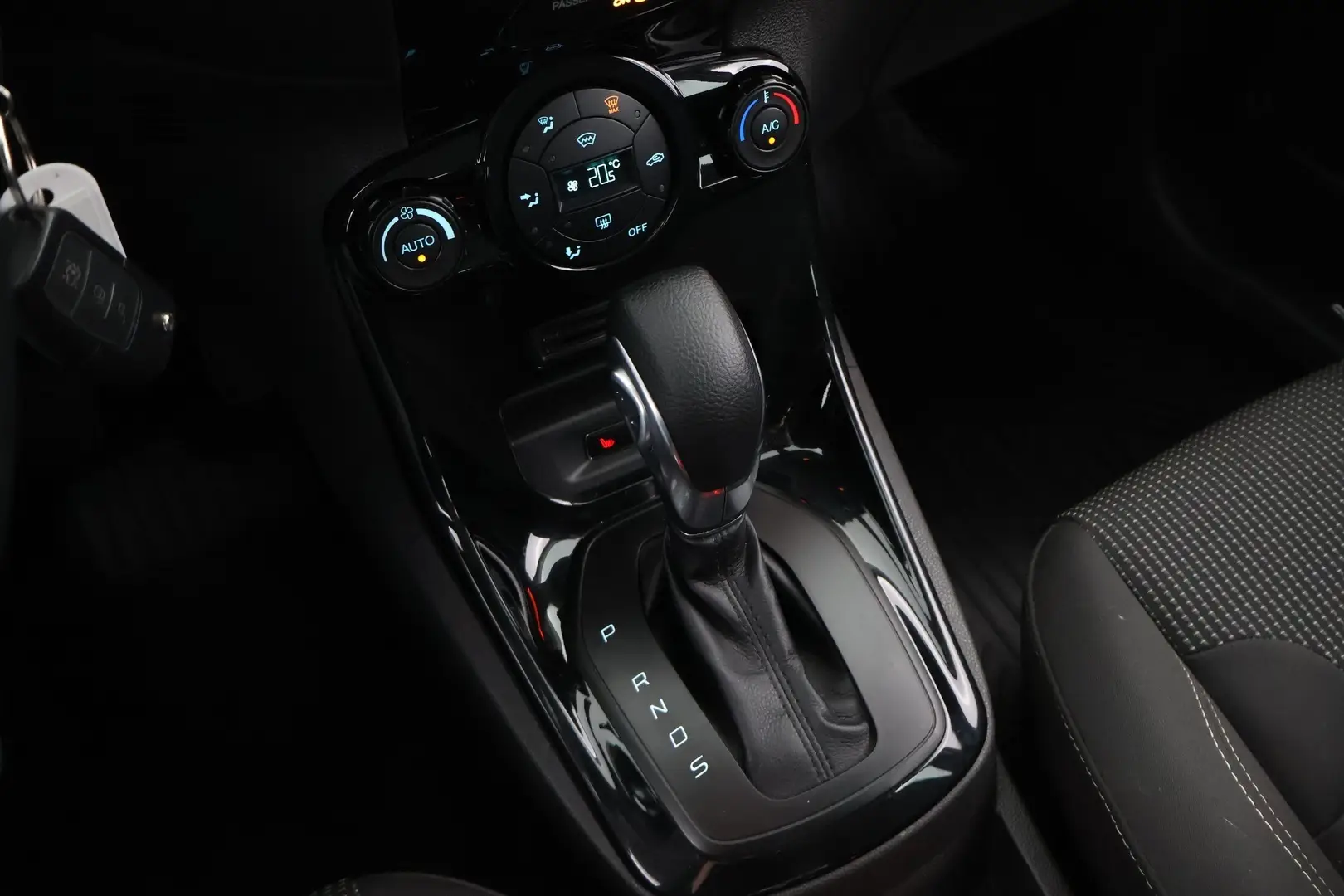 Car Image - 5tqj86J4K4RdZgPeQFfSkD