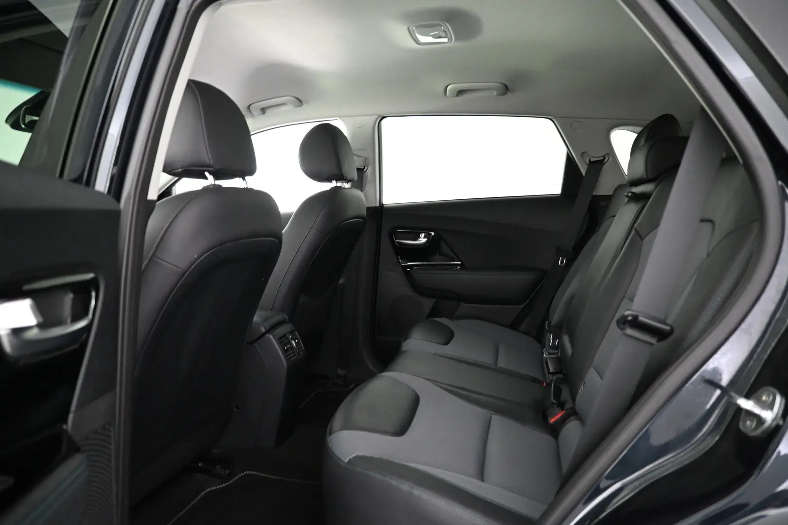 Car Image - fWJVieL8lsRMuh2SAHyGM
