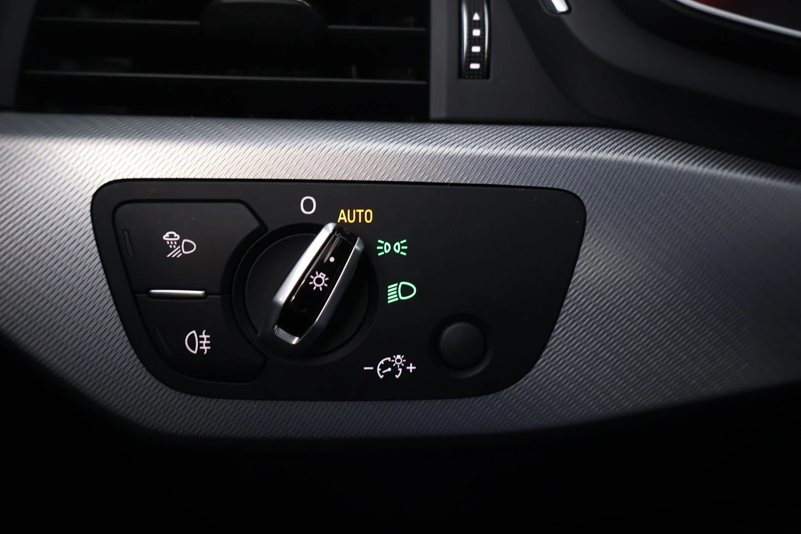 Car Image - 6bvUYXOuhrvwELjwrq4LO0