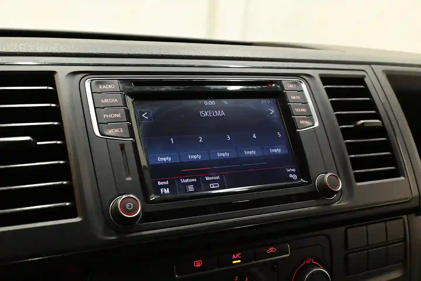 Car Image - 4yFRYSTZel33qYR2yWZezb