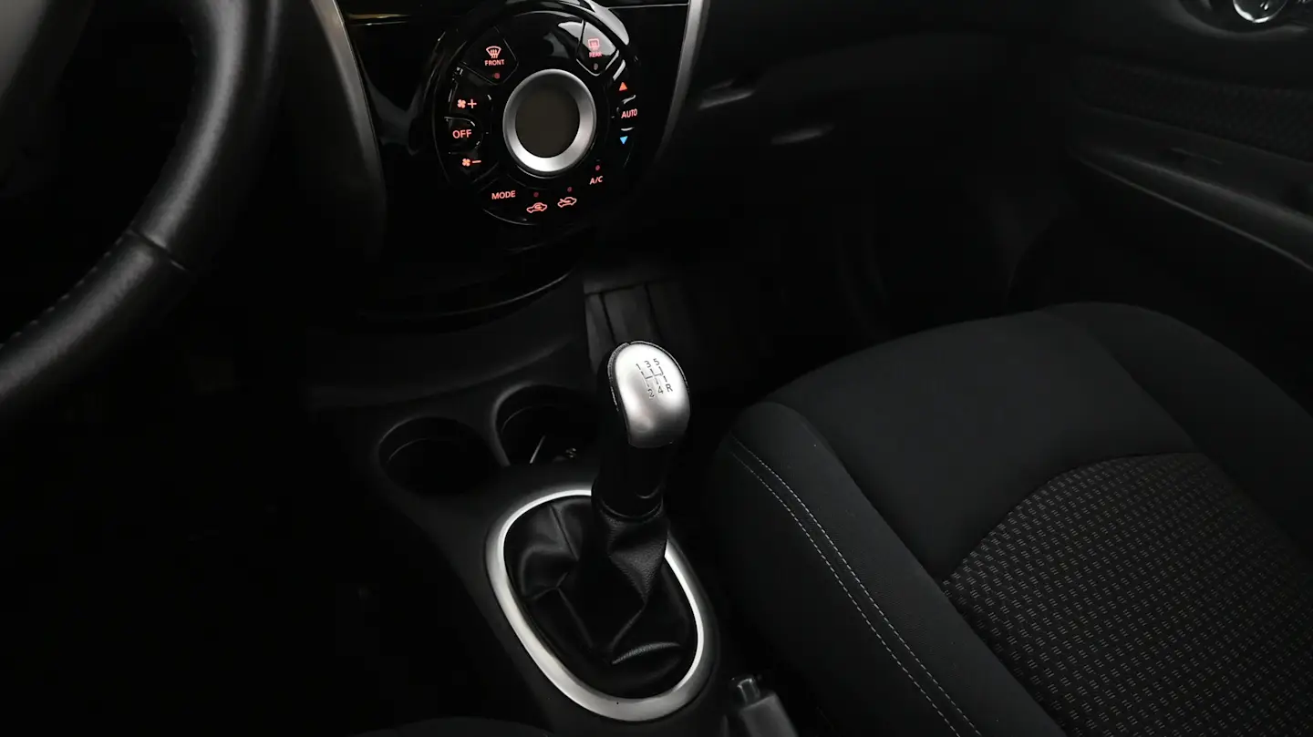 Car Image - 4TKXac7qiWbLKmKEv4xTO9