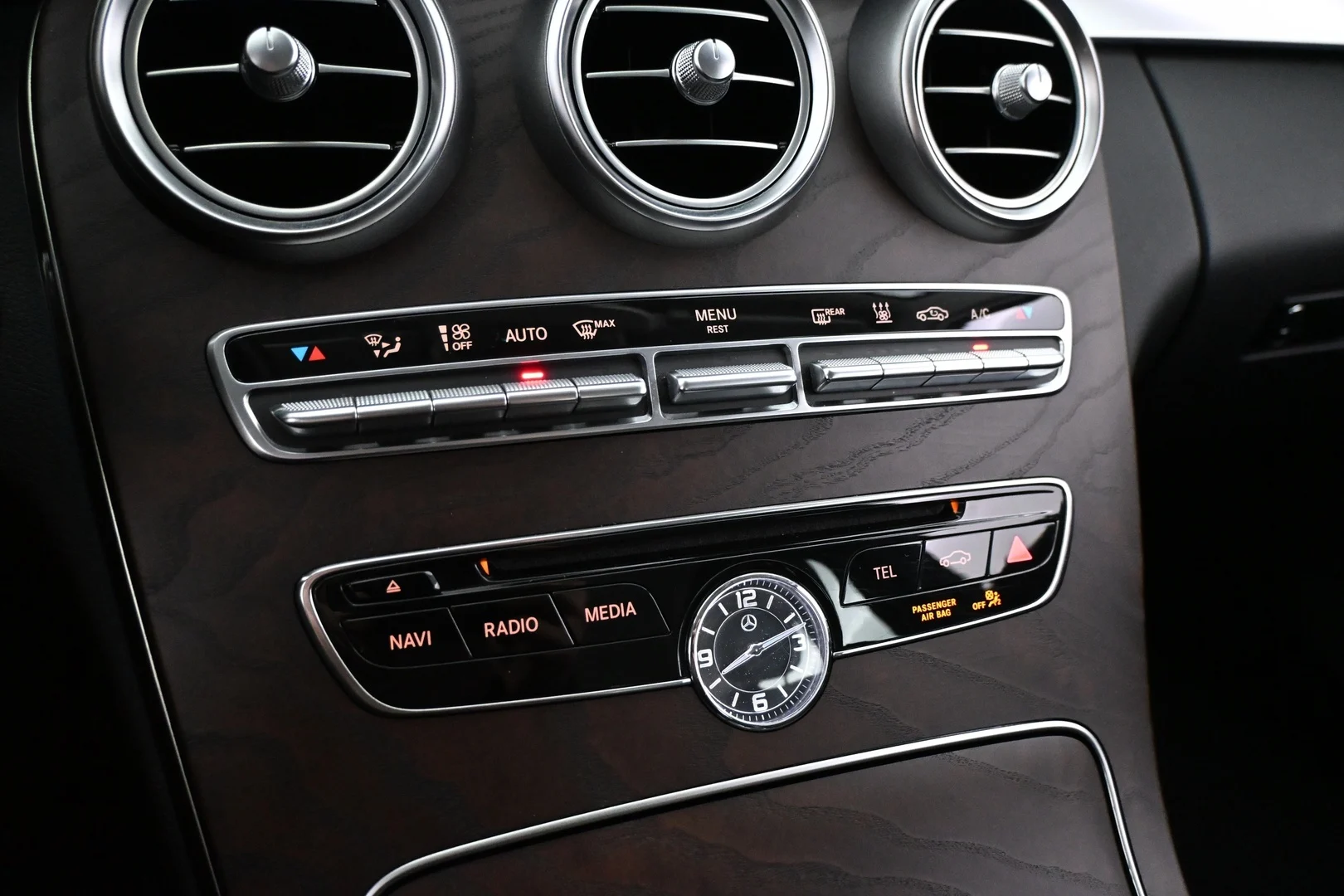 Car Image - se1VMIXdGUHLDtBpwiwz9