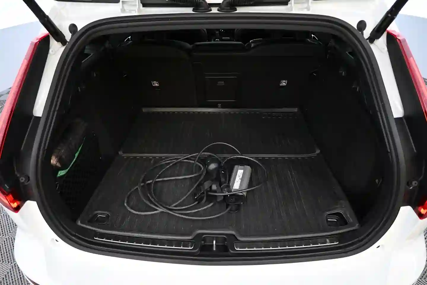 Car Image - scqqpBw9LQKIeKVOMV9xn