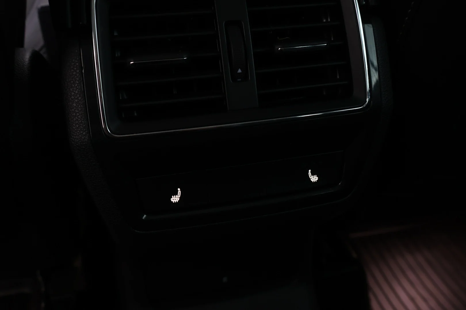 Car Image - 2SOrKvxEeSBfPIQ5jRhX6H