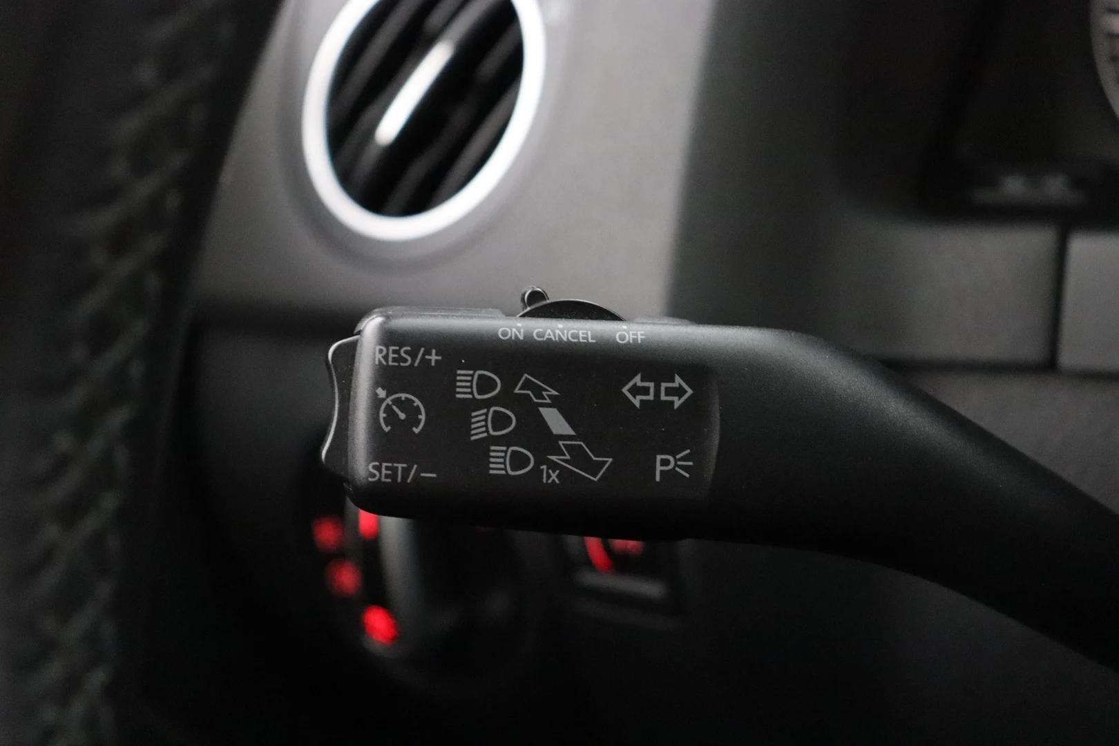 Car Image - 2HZKan1MwL33p7TlBYEJM7