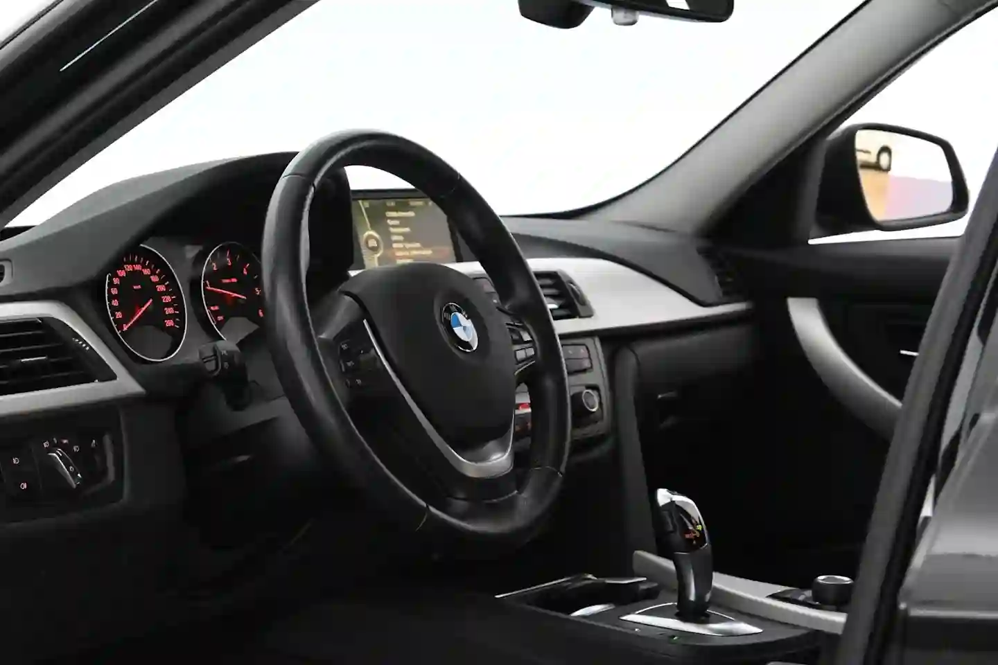 Car Image - 7d59V1HETtWfviYGIotkc2