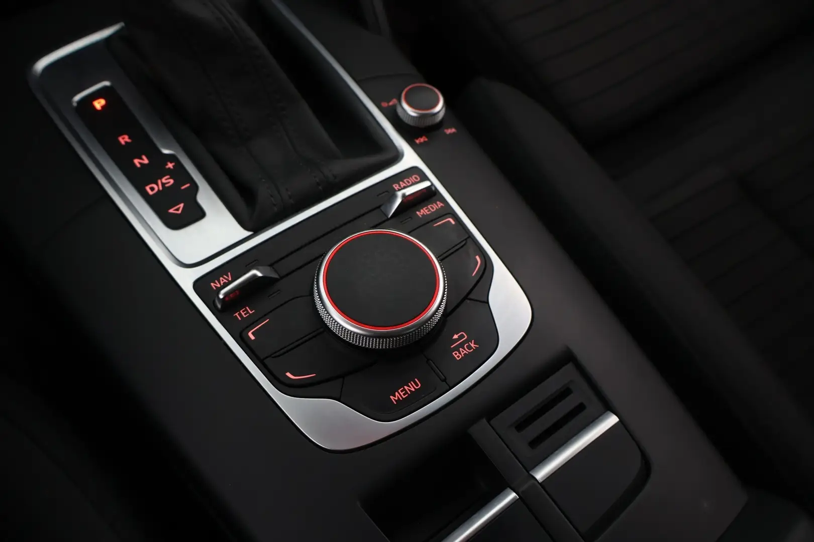 Car Image - 1fhFwx2Vhoetk2zZiDobv3