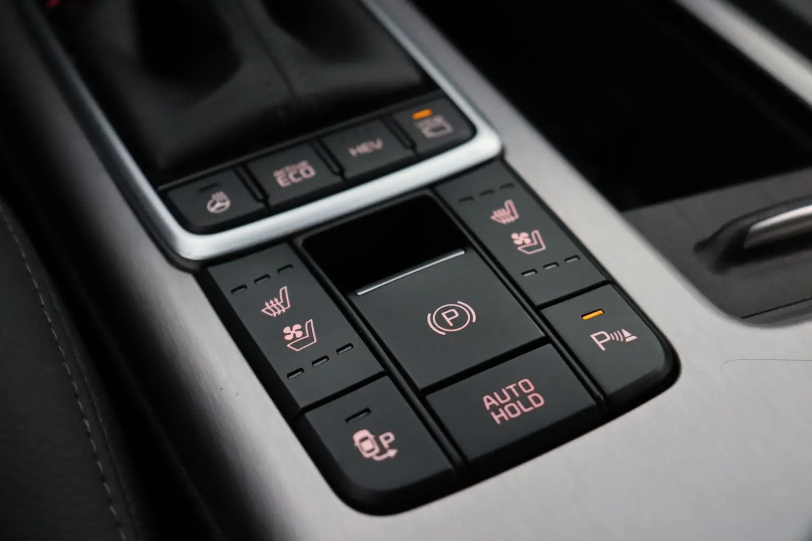 Car Image - 7gIBVkIjmPdYTiowmqxta2