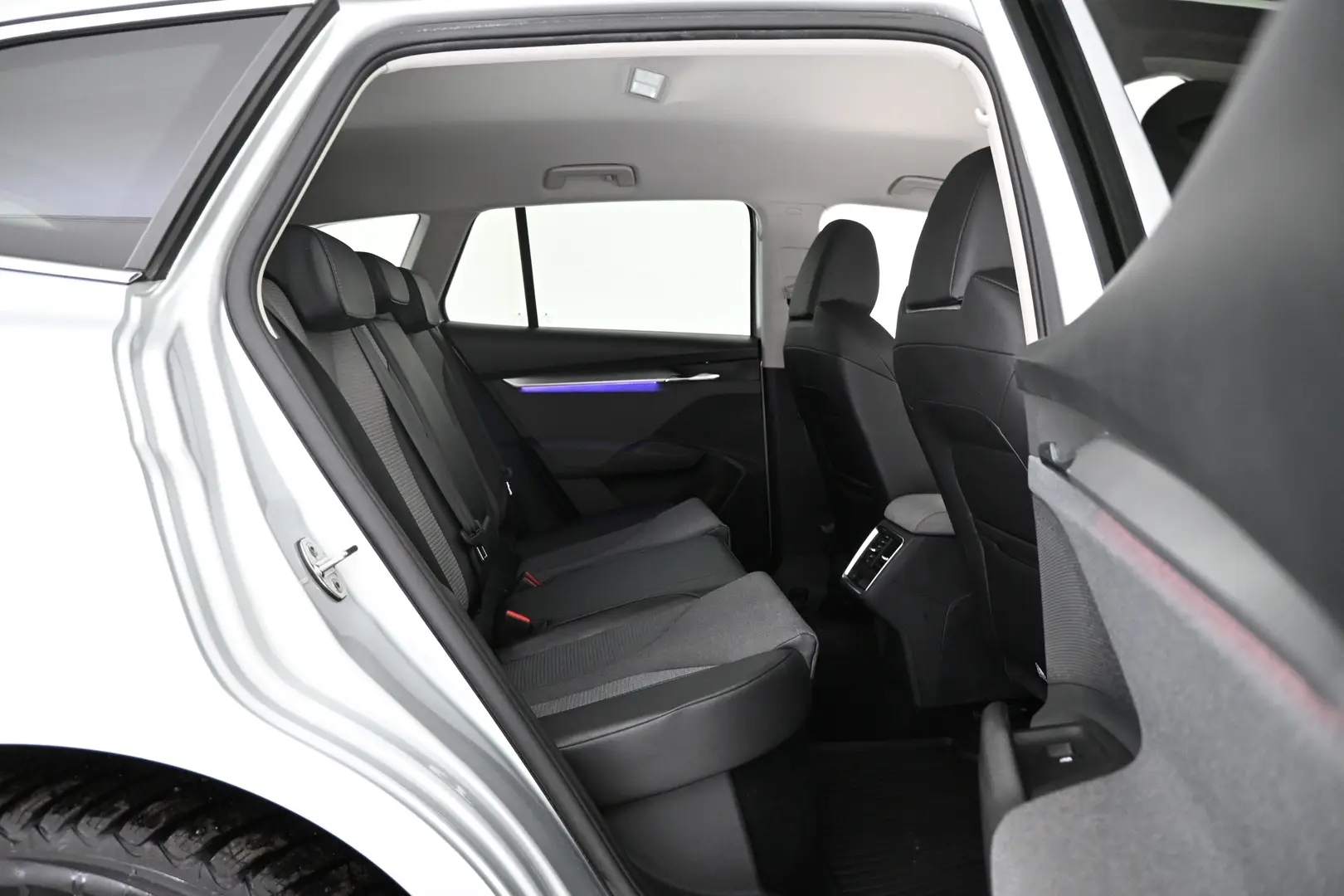 Car Image - 1zsMQ7wTINvl4SxezNTXxV