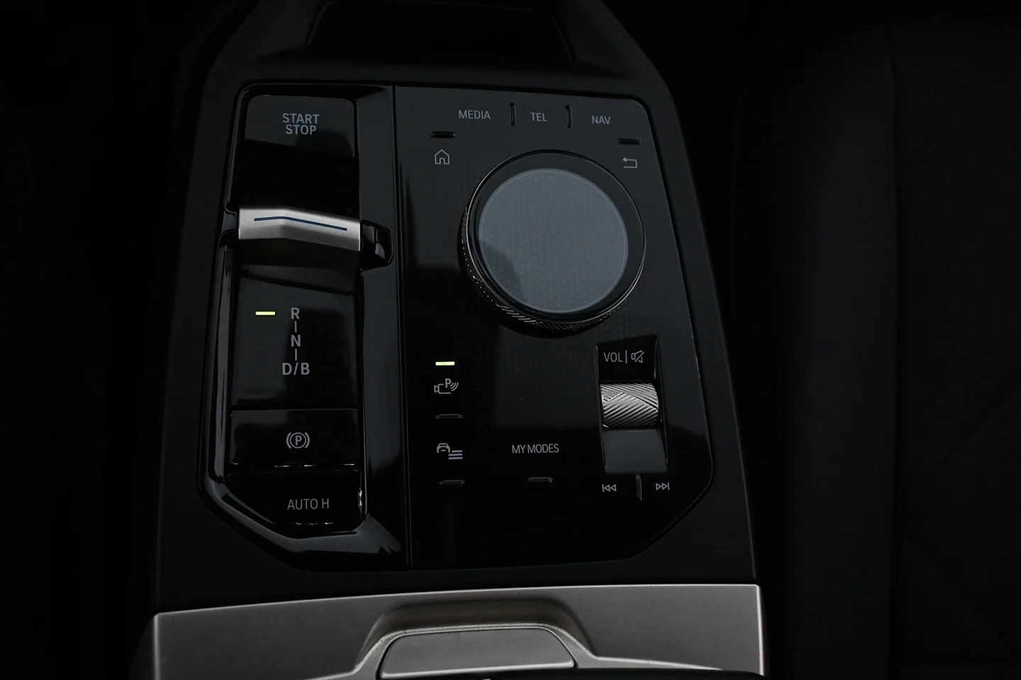 Car Image - 4OgSVNGUK6570mB9iSJx8p