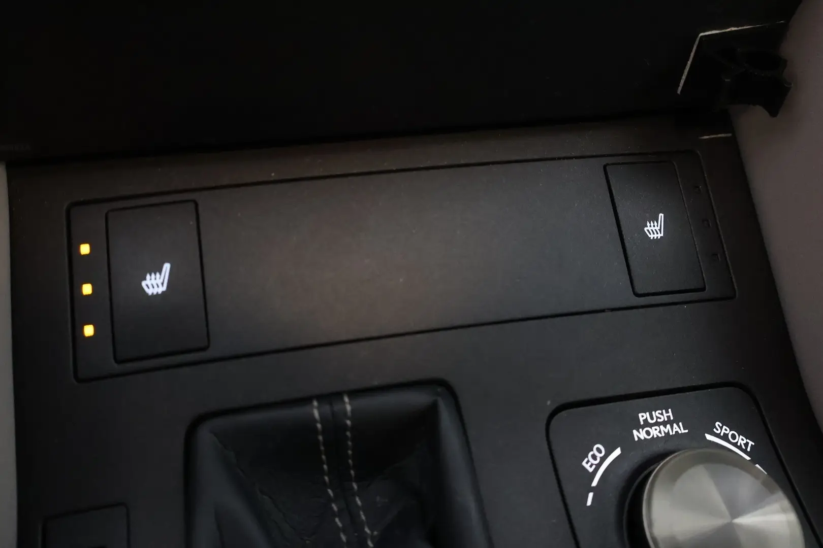 Car Image - 3djBWSpEVwTixKvz6j4dFS