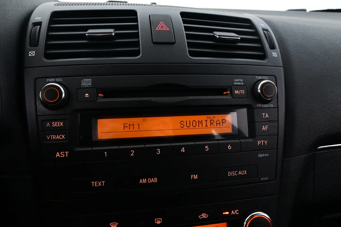 Car Image - 4cLNc6MNPvVuXLDbdnPi5v