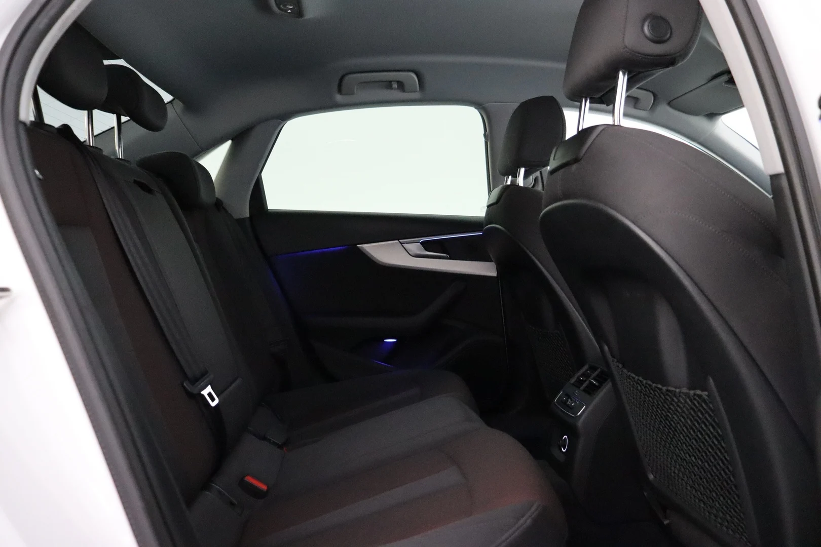 Car Image - 7DSjPDMKXvToiOLKCBrCVn