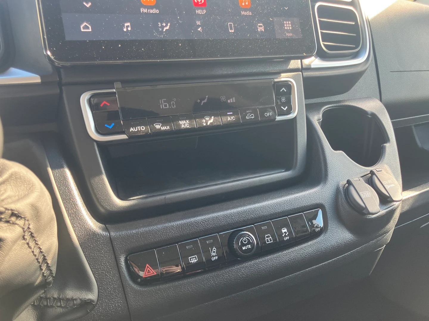 Car Image - 2jHQpaCez6eJpohoJGLy2t