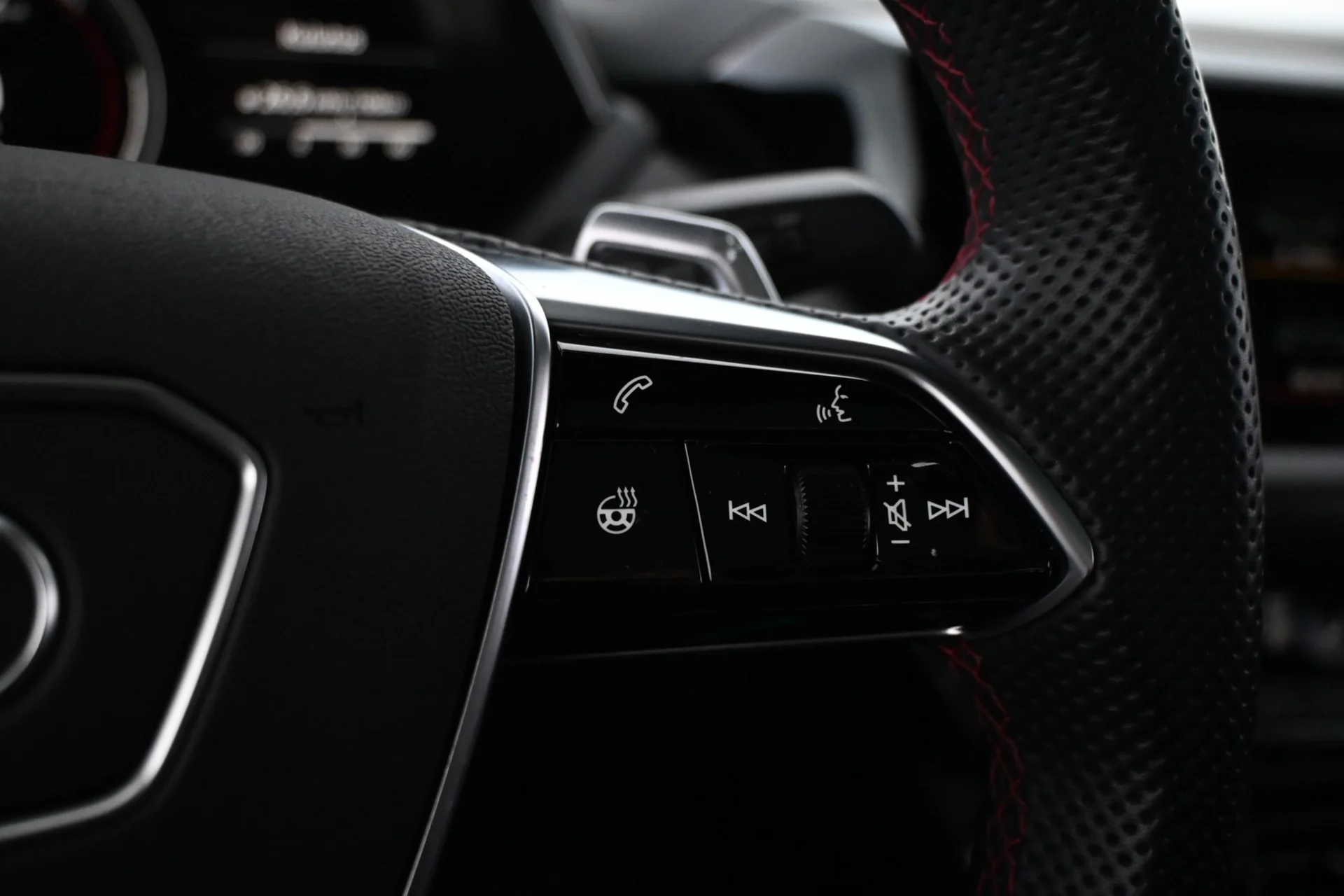 Car Image - 4V9kVD9WDJFxYKuE6YIqpA