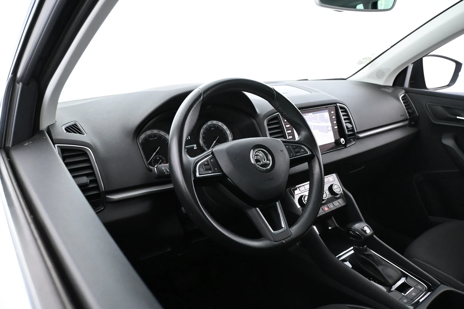 Car Image - 27ApwB9vBT6s1x1Sry2OyV