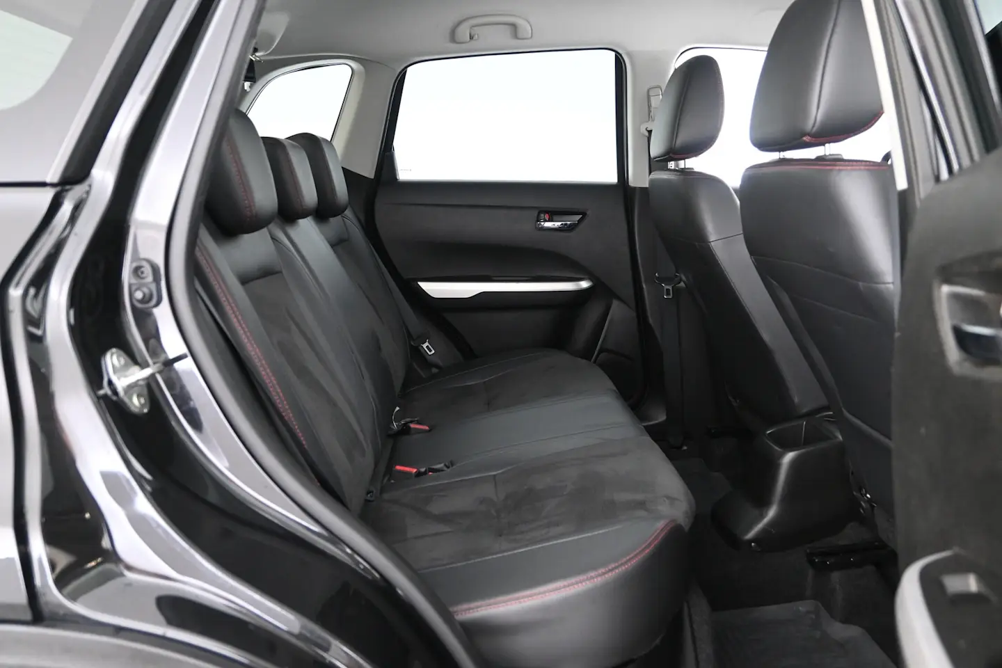 Car Image - 4dt6Do2YSyF8V5c6TejC6c