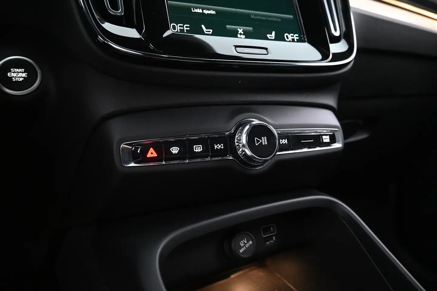Car Image - 5YCv7FjDnjiBcrq1b8e15k