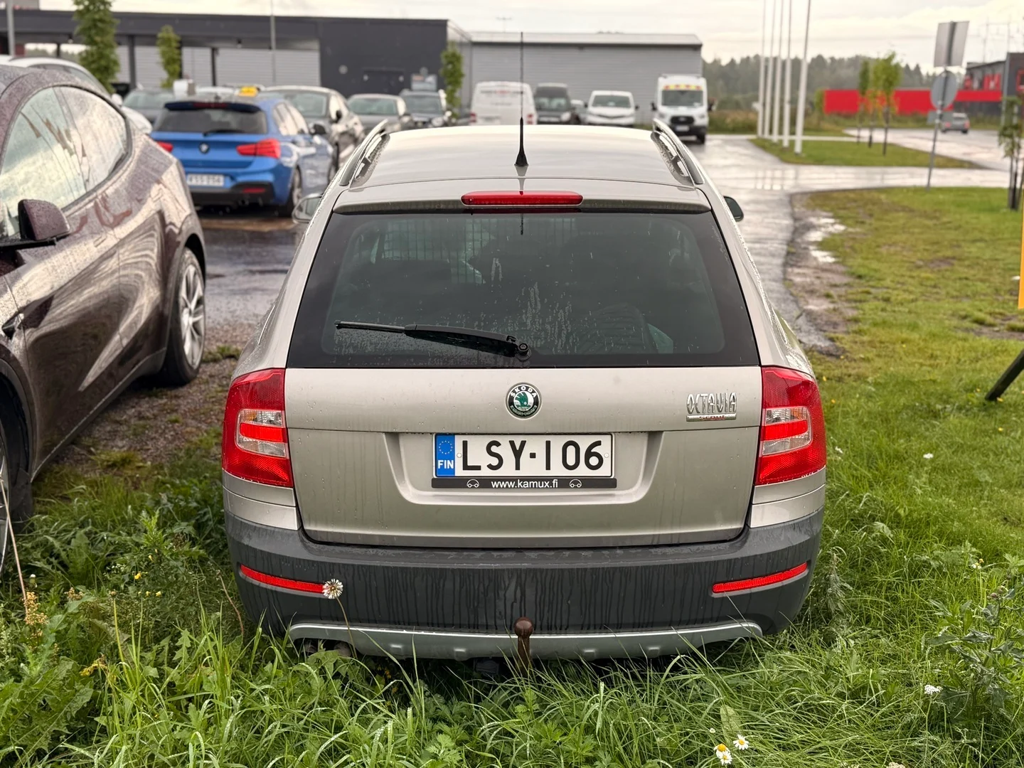 Car Image - 4QdvGu3JOWXpODgw1VSdSX