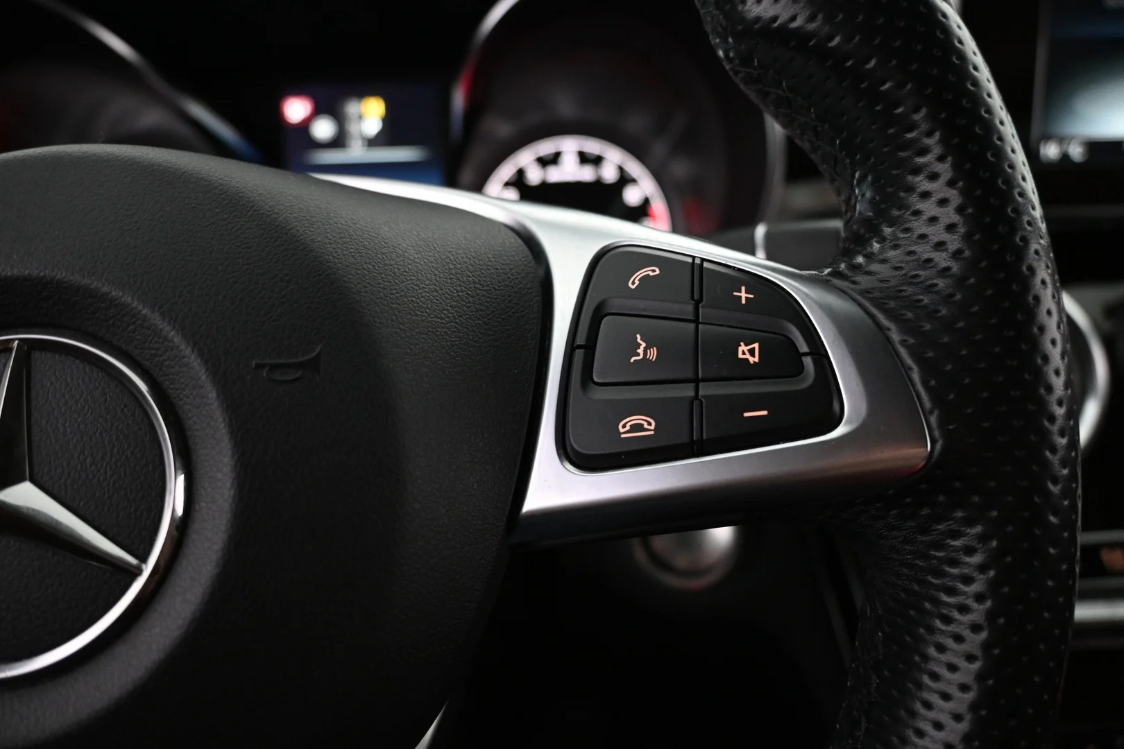 Car Image - 5Eg3bkpwyRfyPZZDrzSPdJ