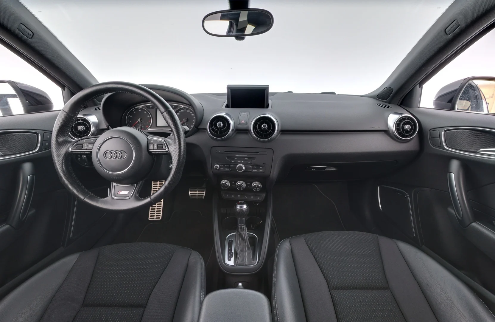 Car Image - XPqJVVB7tnBcQpK0jzR99