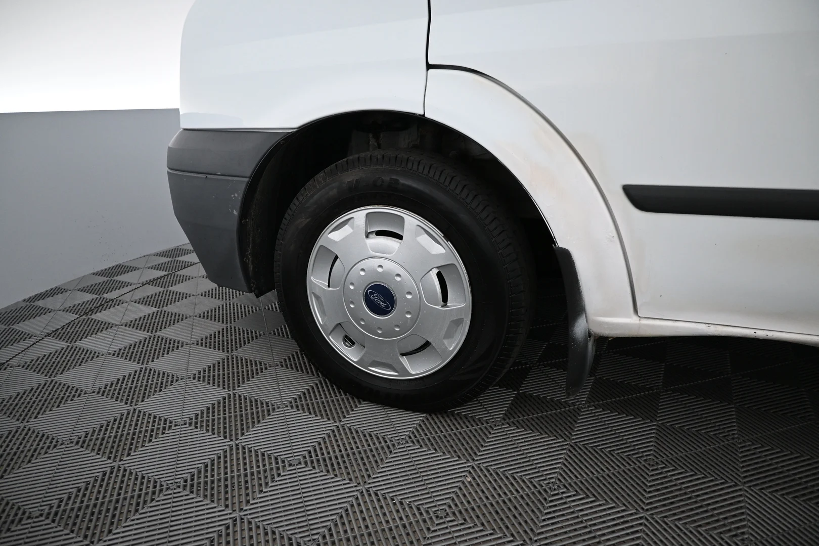 Car Image - 1nYMFxB102OGZnyzWICtGB