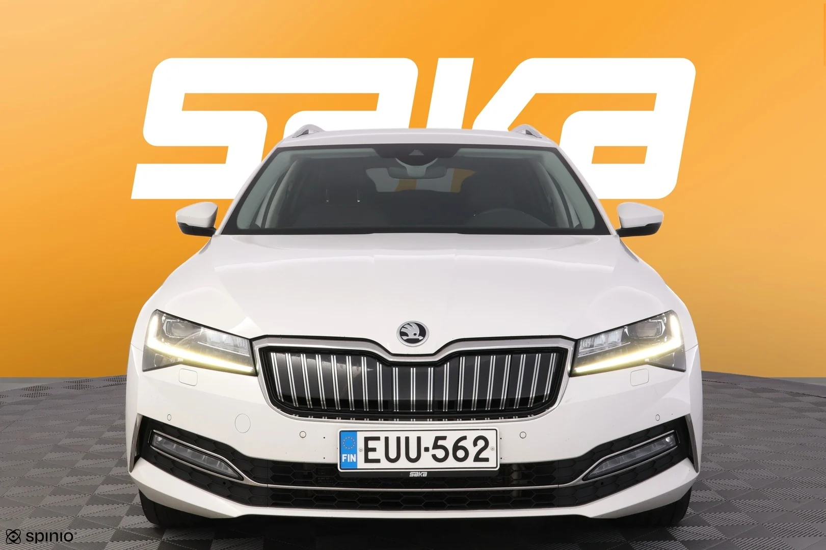Car Image - 2ou6lVeaO0w7kdNEaoz8jc