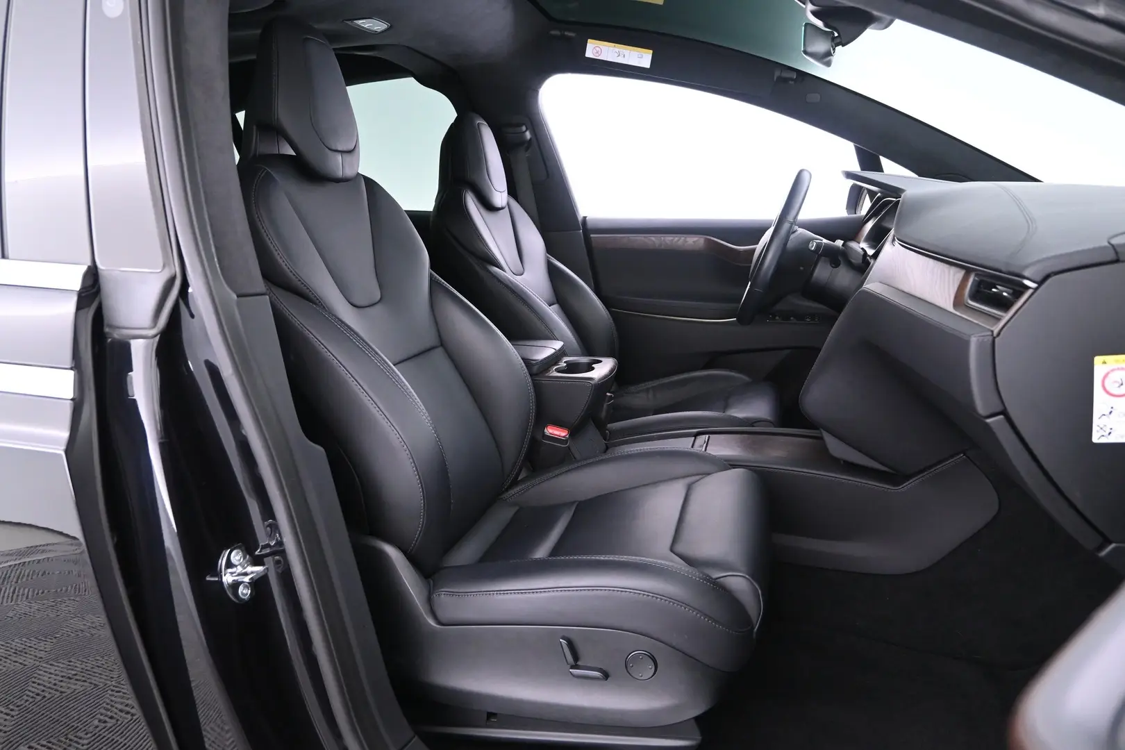 Car Image - 18GjVdIsuCtZ6EjL3hJvTT