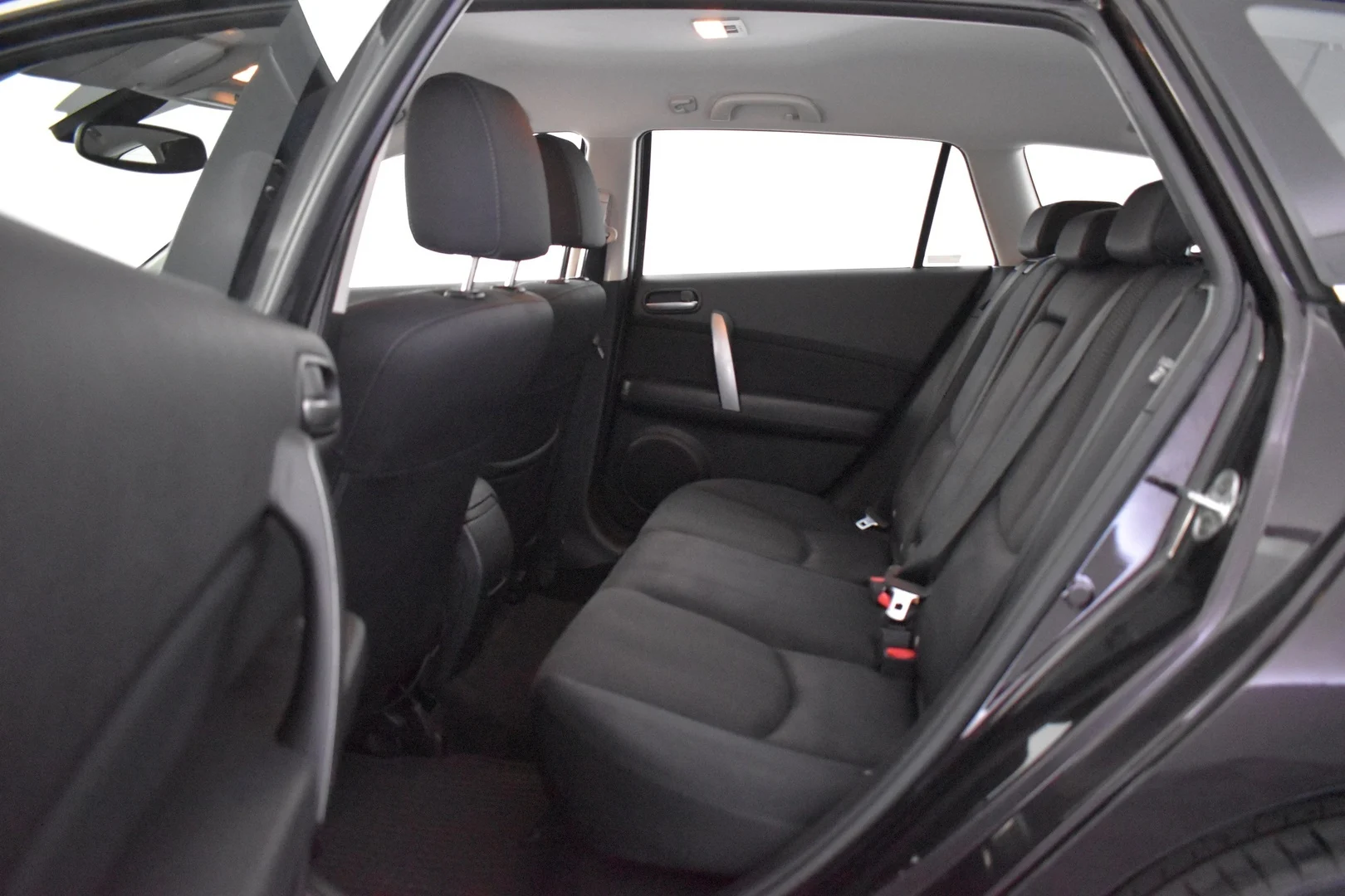 Car Image - 1ef6qFJLyzXACeSEnYNa1O