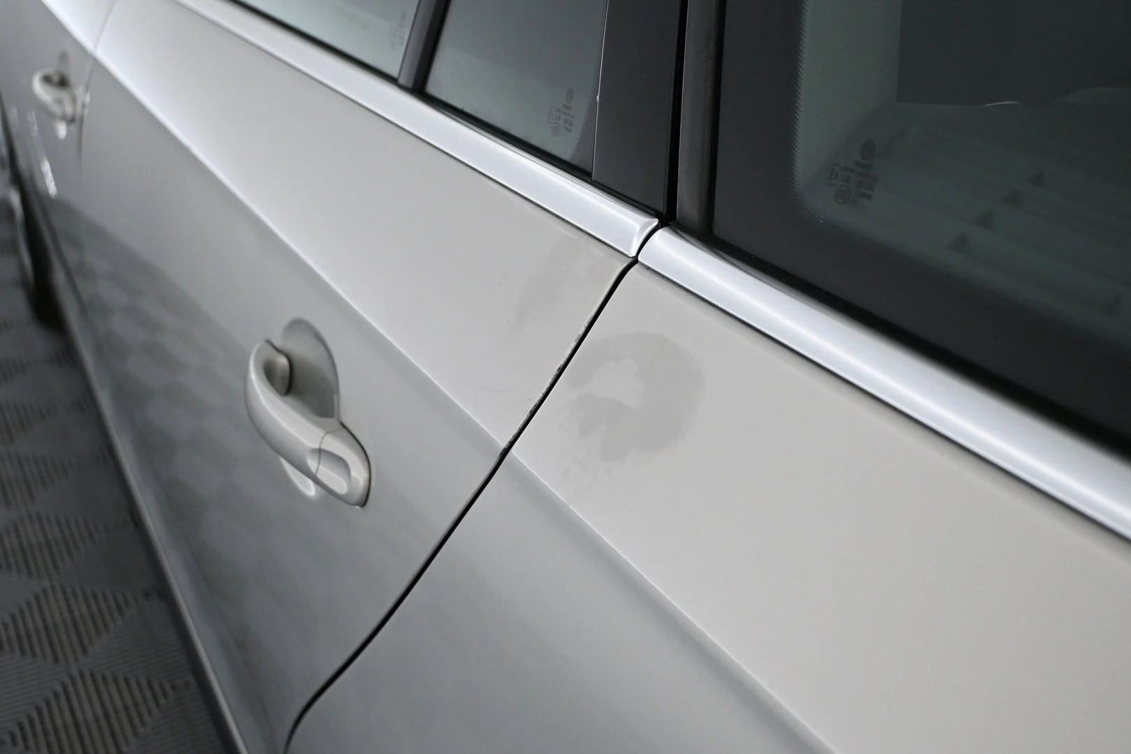 Car Image - uloKUBEupItzpHgRrKRsq