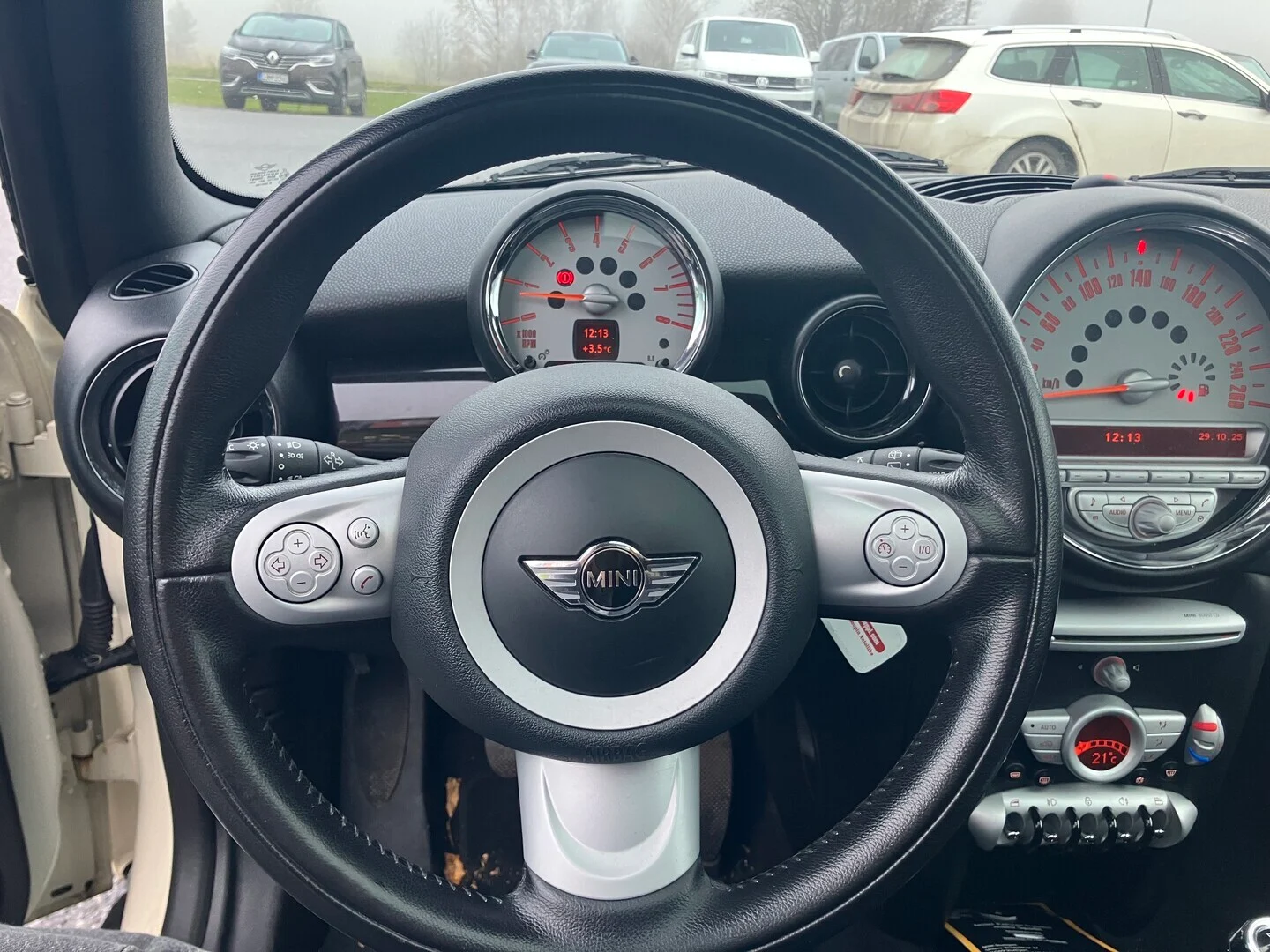 Car Image - 2zPPzE8vvn5NWPPLd5nCYo