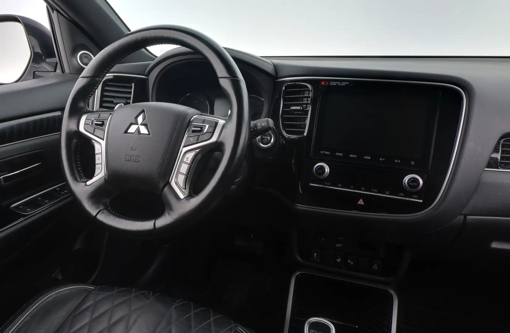 Car Image - 1CsZlqOvwjcoTWQgrQXOaO