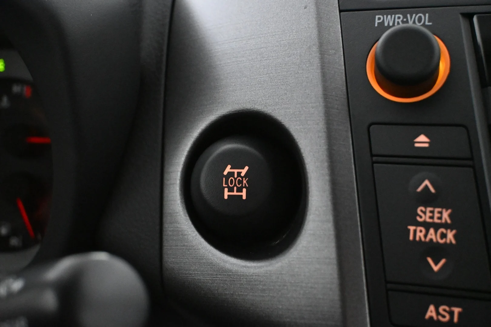 Car Image - 2ACG5E5Jp1gQSAOSYK8VVd