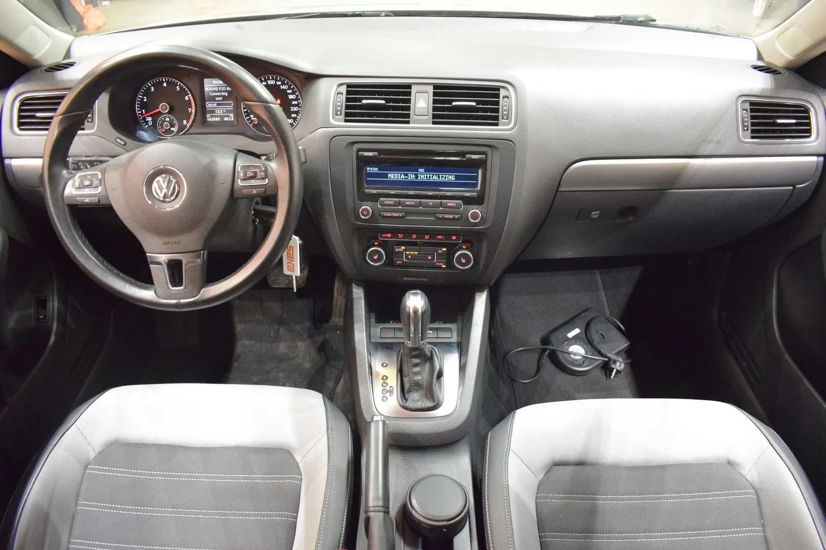 Car Image - 5tkAA6CbbdM82WaxguJW5q