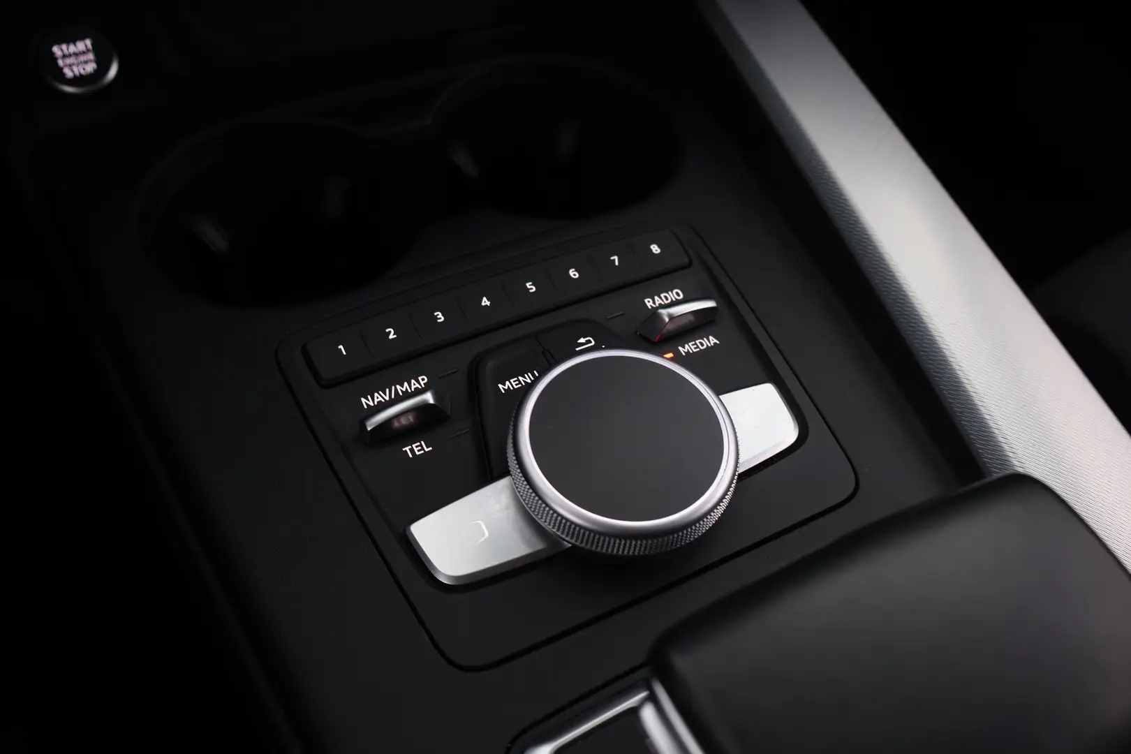 Car Image - 3Gb14petIFK08Fg4BR56h1