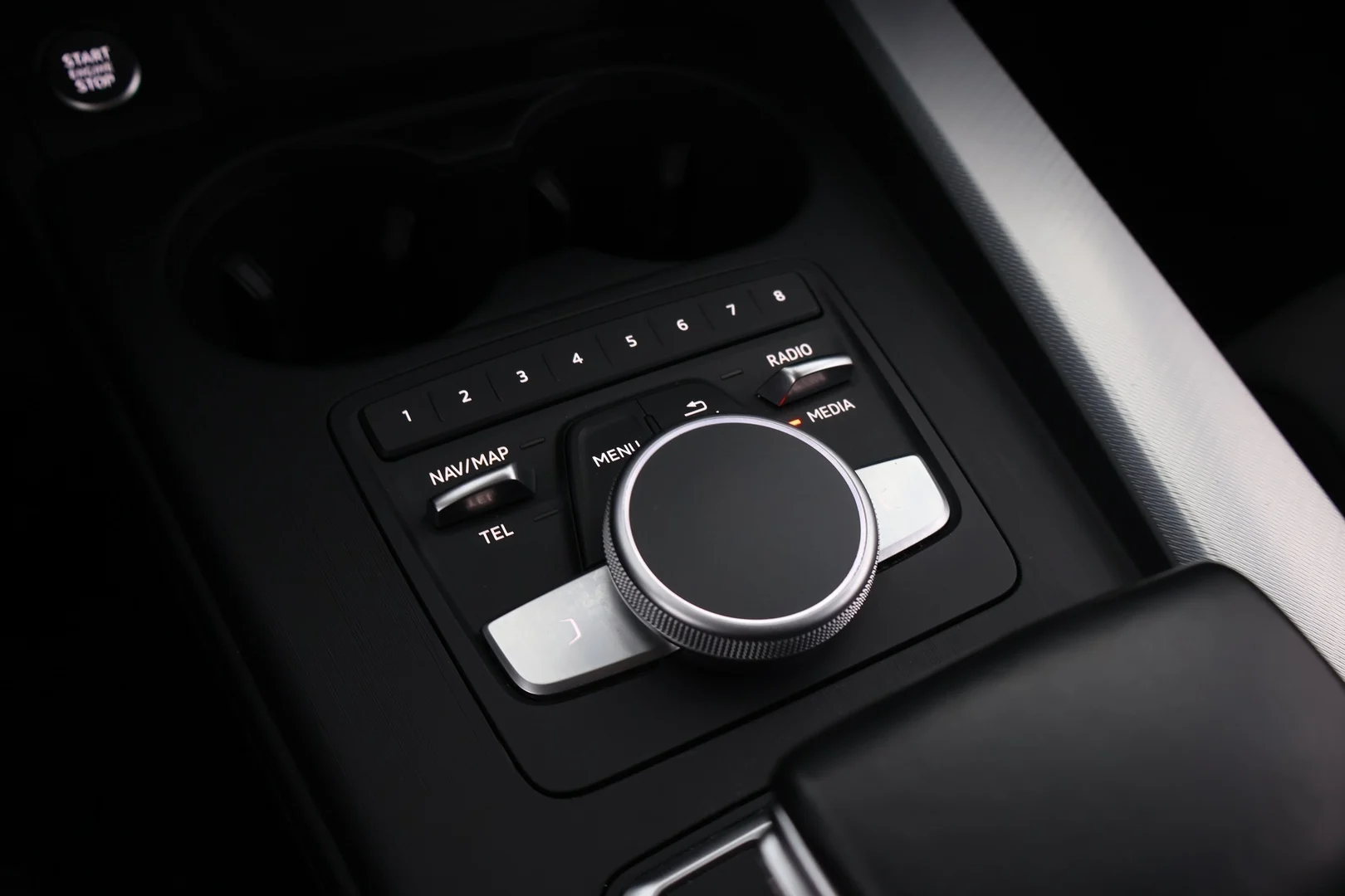 Car Image - 3Gb14petIFK08Fg4BR56h1