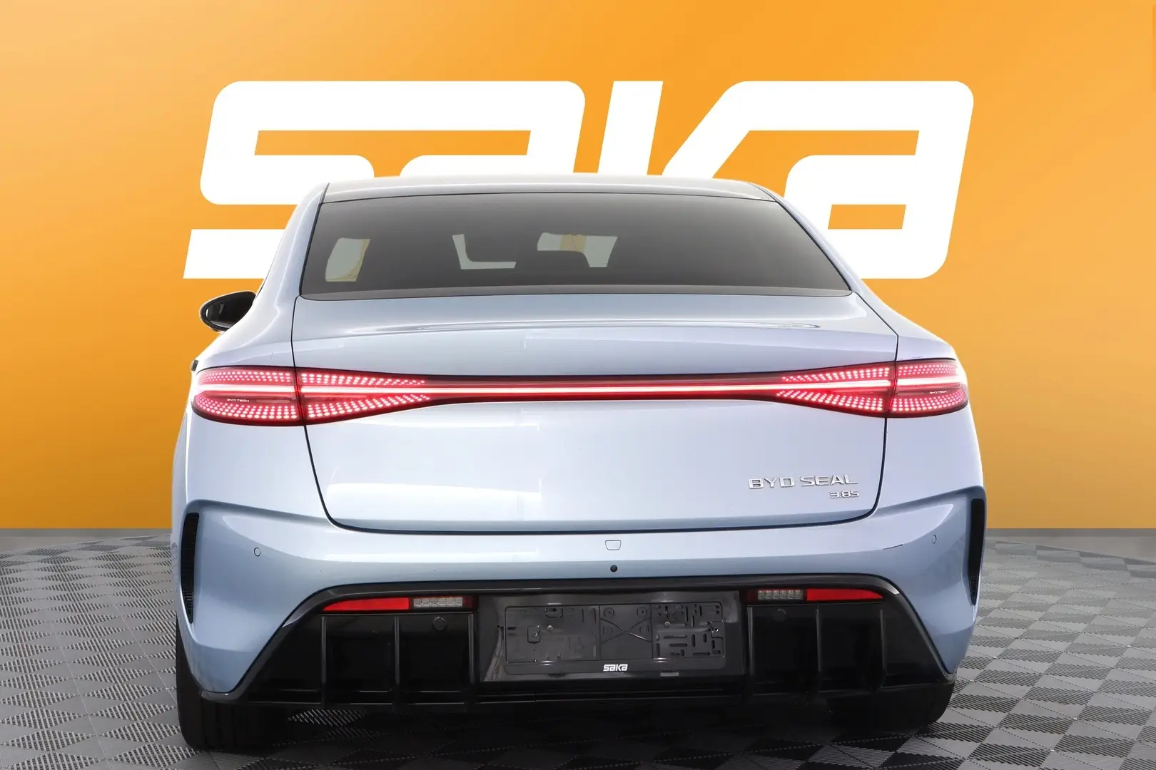 Car Image - 1a6J1w83zz1JGA3hfvKol5