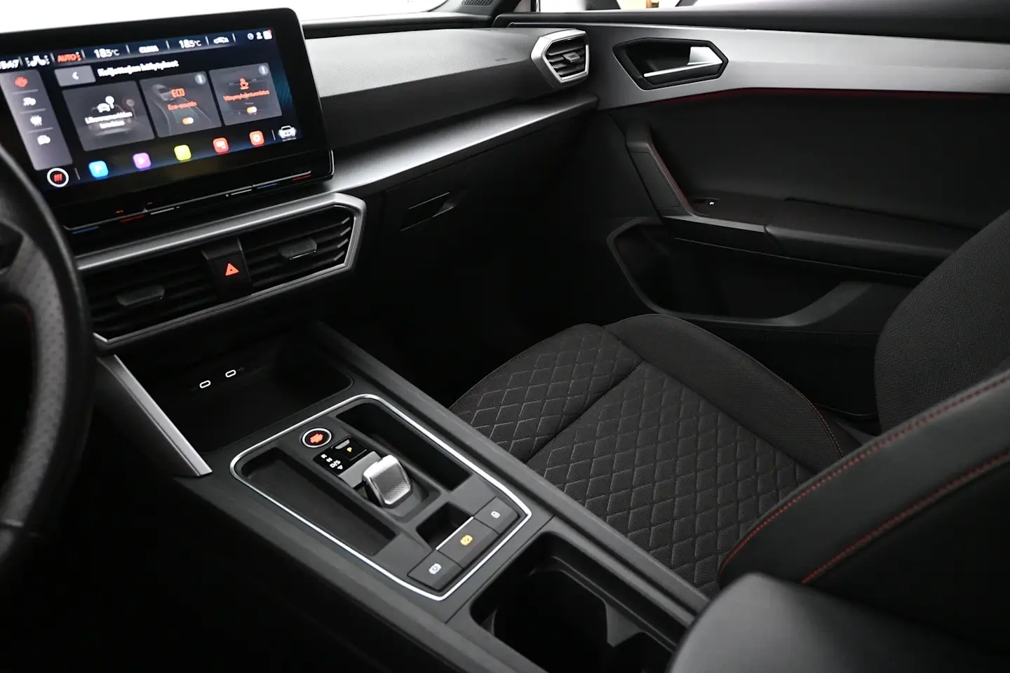 Car Image - 4TeqI5VuARYixxyo4q6mTP