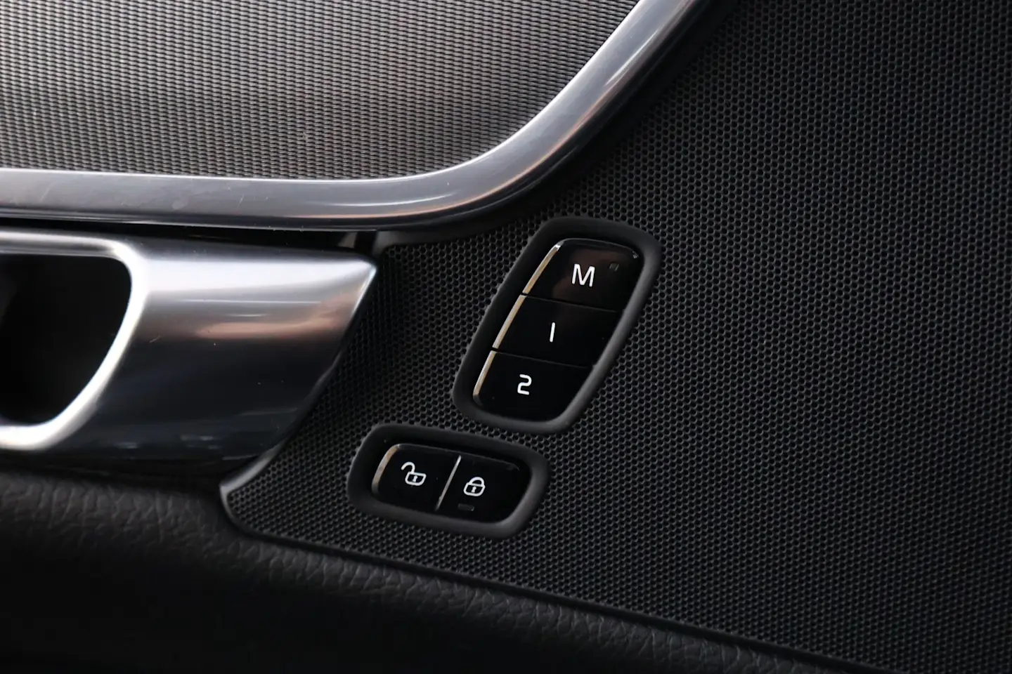 Car Image - 73Q5M2wTCcbRbEvpNTaK4W