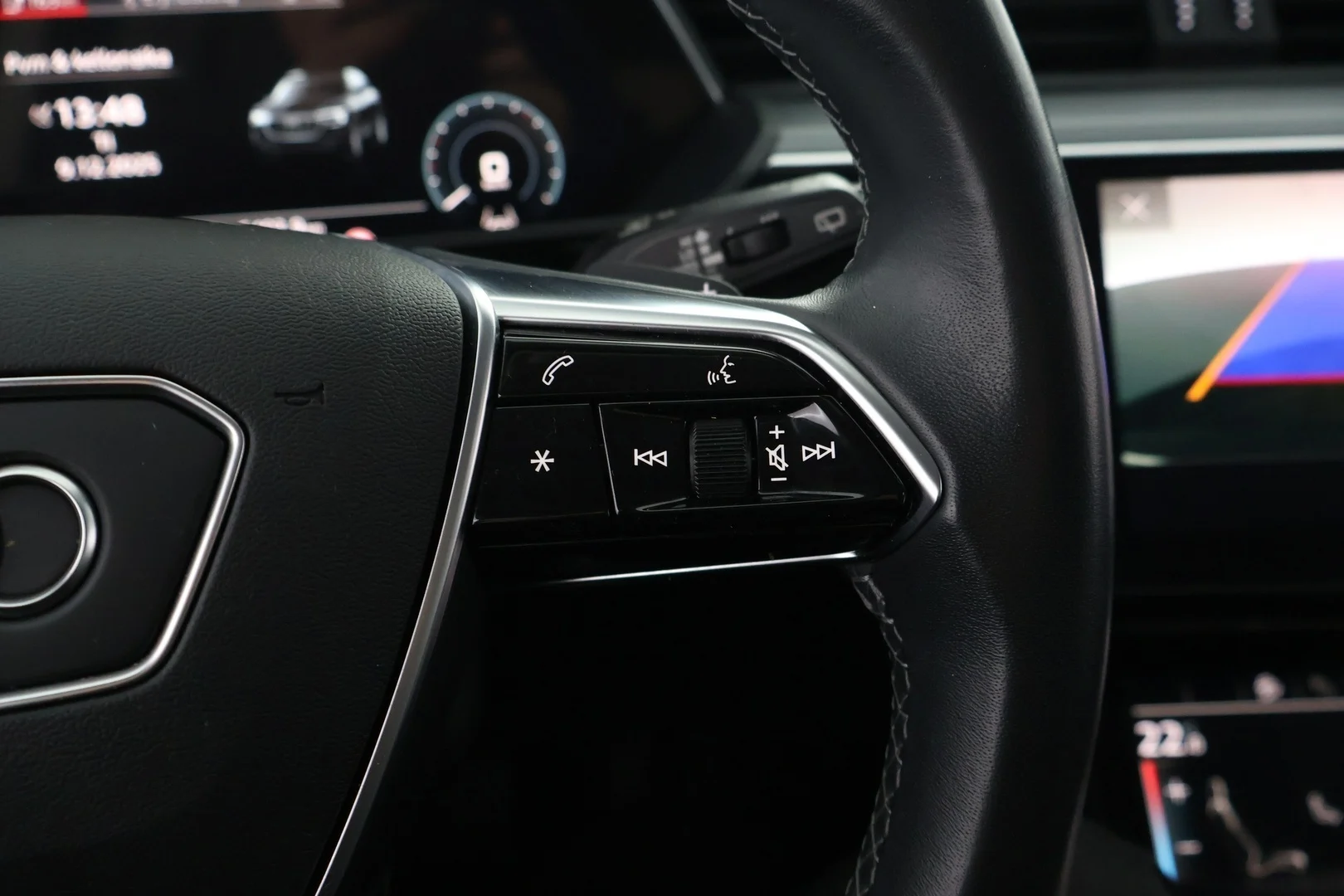 Car Image - 6RRz7A9g2Fy4fa7OR0HCtJ