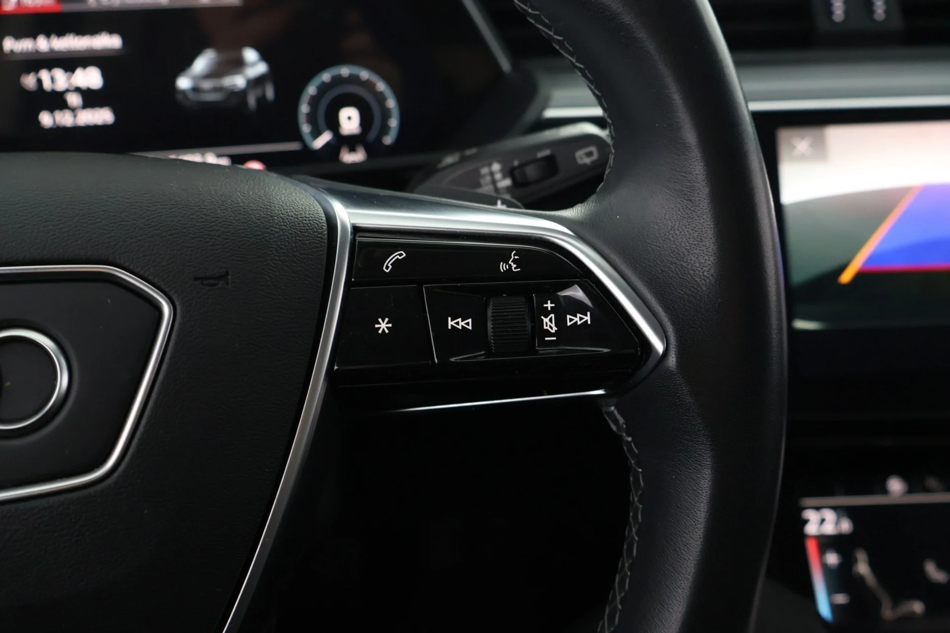 Car Image - 6RRz7A9g2Fy4fa7OR0HCtJ